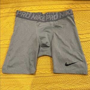 Nike Men's Gray Compression Shorts
